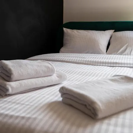 Plac Politechniki Deluxe By Bookinghost * 华沙